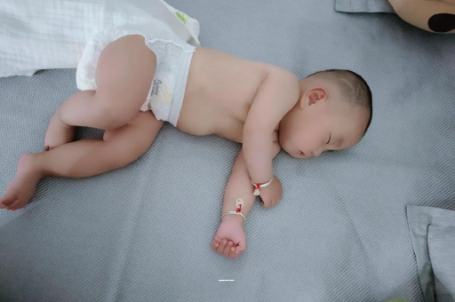 阿拉尔4个月宝宝特点